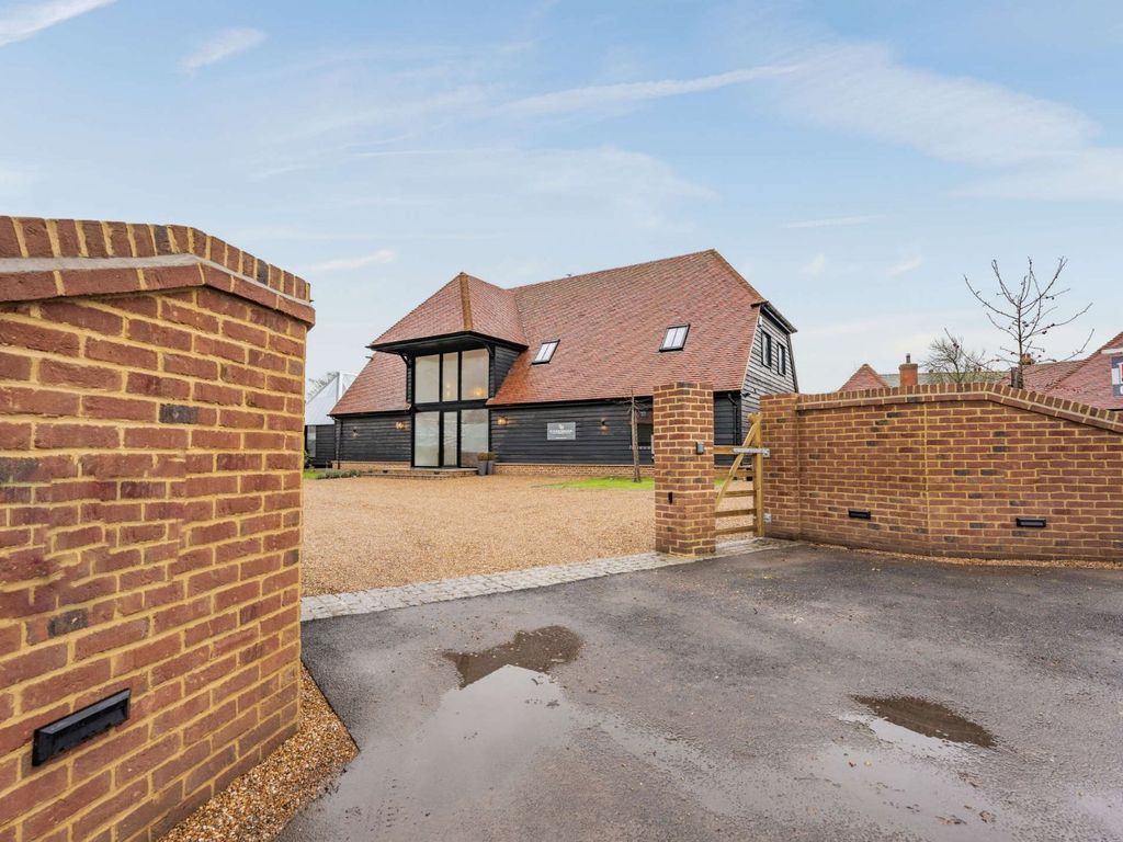 New home, 4 bed barn conversion for sale in Herne Bay Road, Sturry
