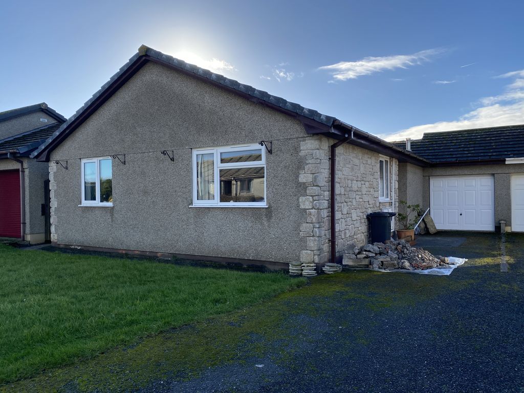 2 bed bungalow for sale in Albertus Road, Hayle TR27, £385,000 Zoopla