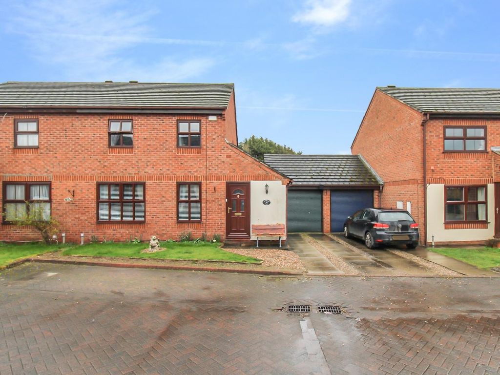 3 bed semidetached house for sale in Vyner Street, Ripon HG4 Zoopla