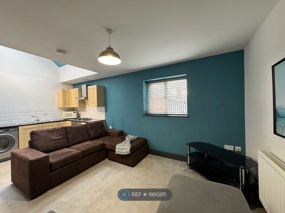 1 bed flat to rent in West Auckland Road, Darlington DL3, £525 pcm Zoopla