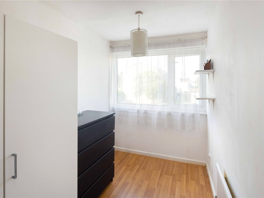 3 bed terraced house for sale in Chatsworth Road, Stratford, London E15