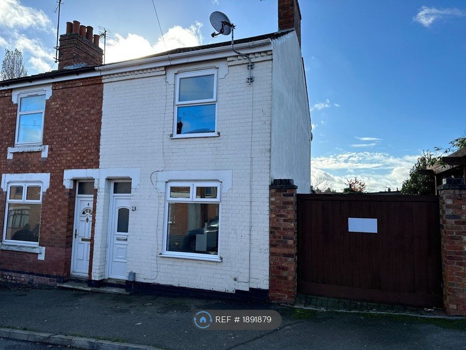 2 bed end terrace house to rent in Avondale Road, Kettering NN16, £850