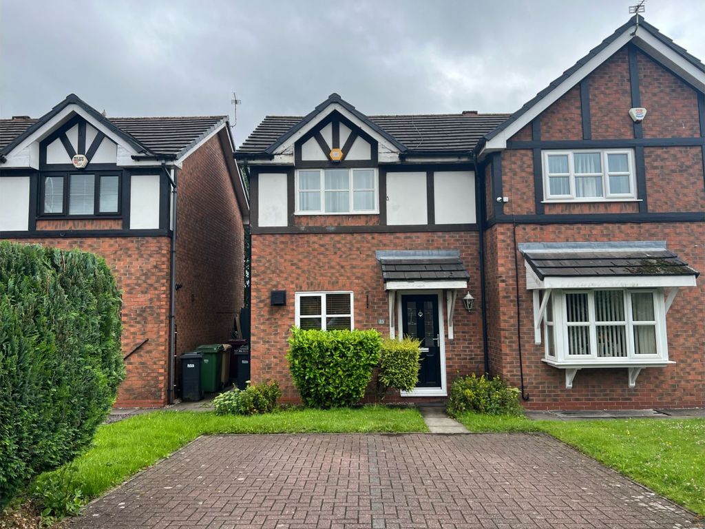 2 bed semidetached house for sale in Meadow Walk, Bolton BL4, £160,000