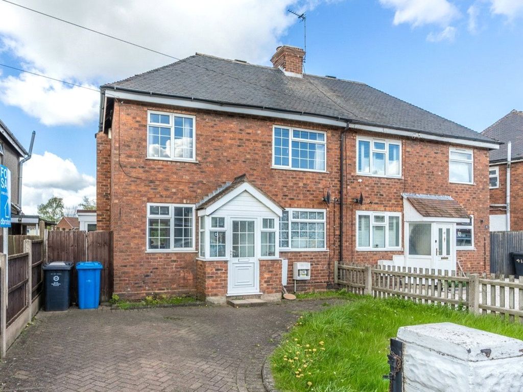 3 bed semidetached house for sale in North Crescent, Featherstone