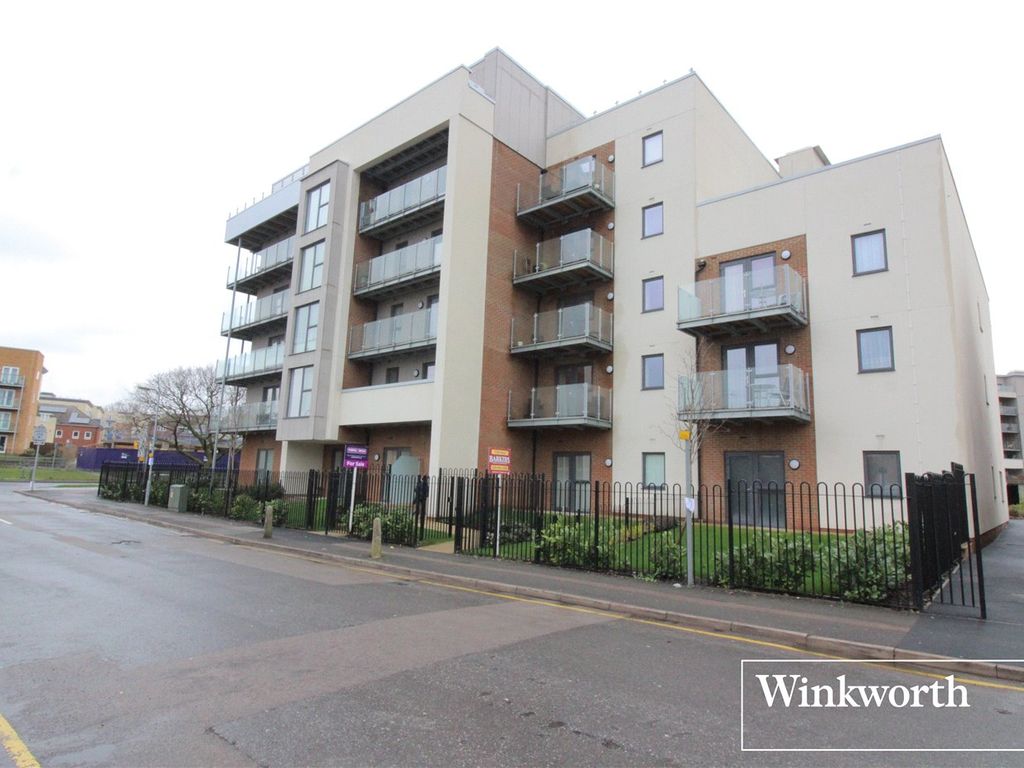 1 bed flat for sale in Gemini Park, Manor Way, Borehamwood