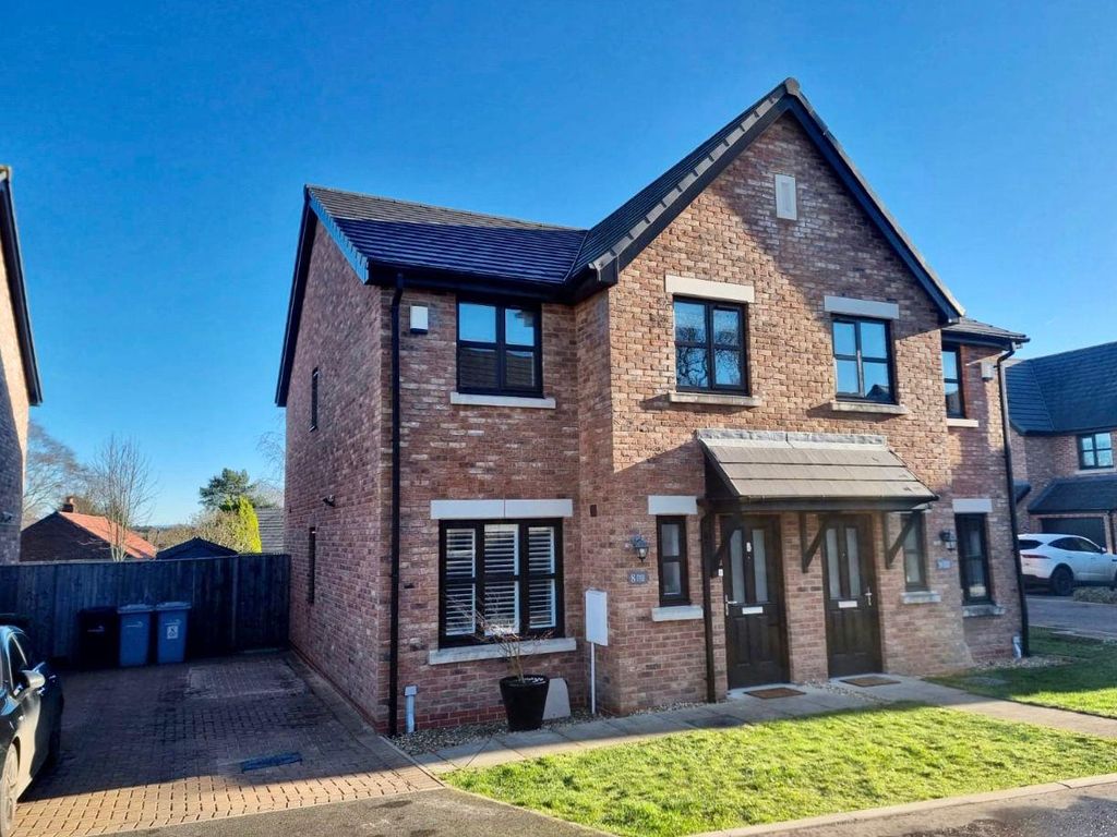 3 bed property for sale in Heath Lodge Close, Knutsford WA16, £400,000