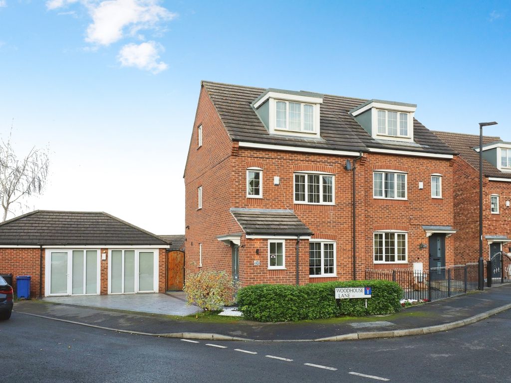 4 bed semidetached house for sale in Woodhouse Lane, Beighton