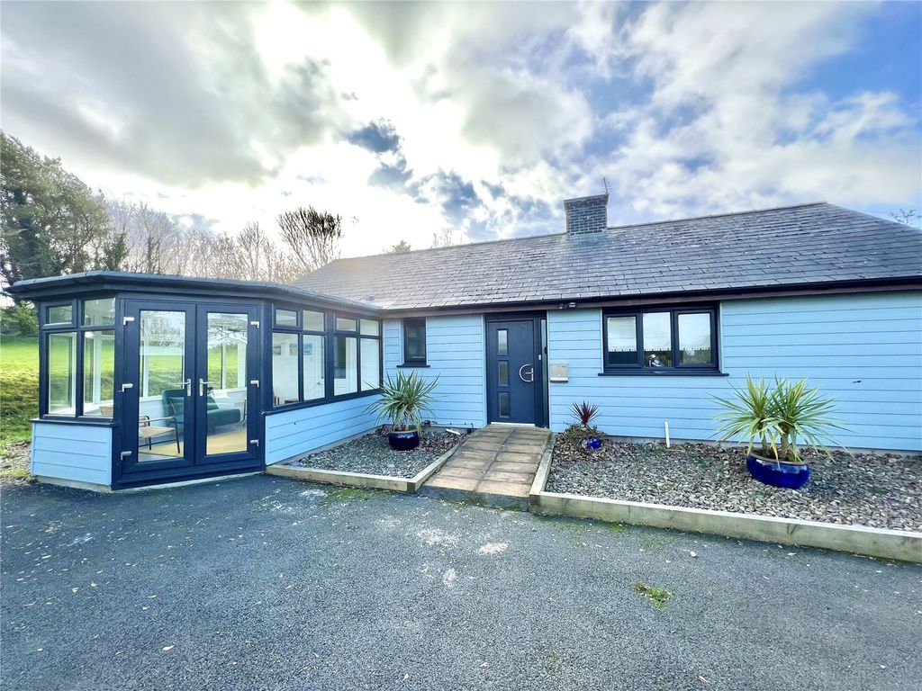 4 bed bungalow for sale in Llangrannog, Llandysul, Llangrannog