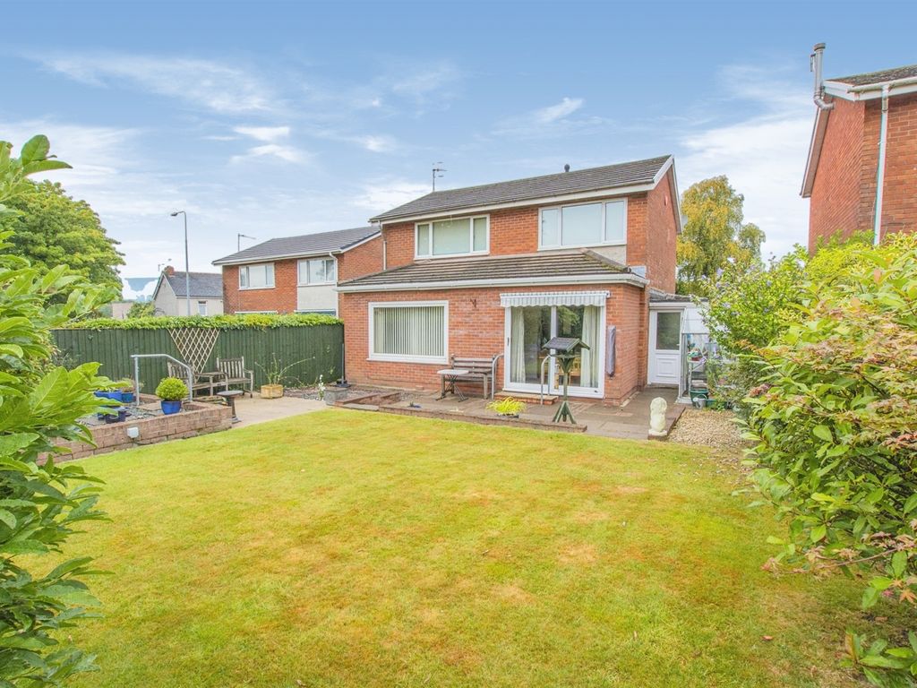 3 bed linkdetached house for sale in Plantation Drive, Croesyceiliog