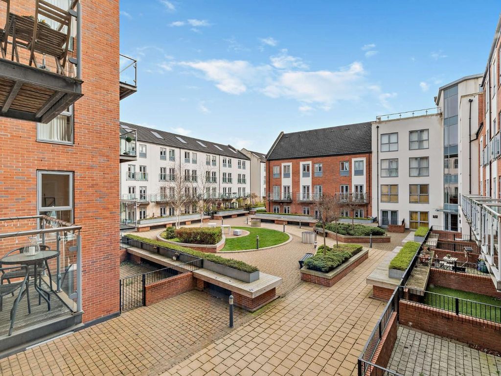 2 bed flat for sale in Black Horse Lane, York YO1 Zoopla