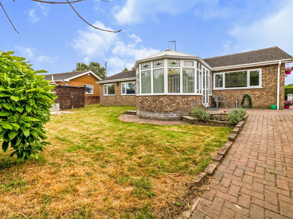 3 bed detached bungalow for sale in Church Lane, Minting LN9 Zoopla