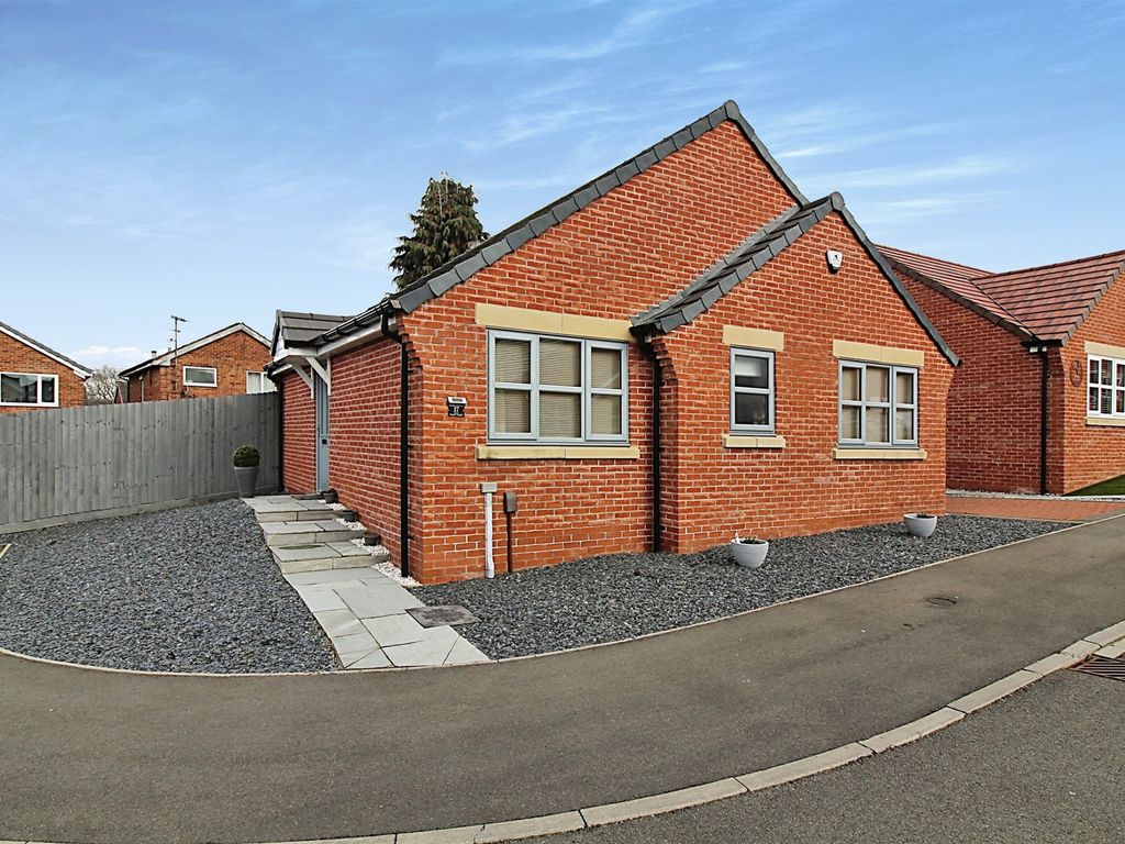 2 bed detached bungalow for sale in Brandyline Gardens, Newthorpe, Nottingham NG16 Zoopla
