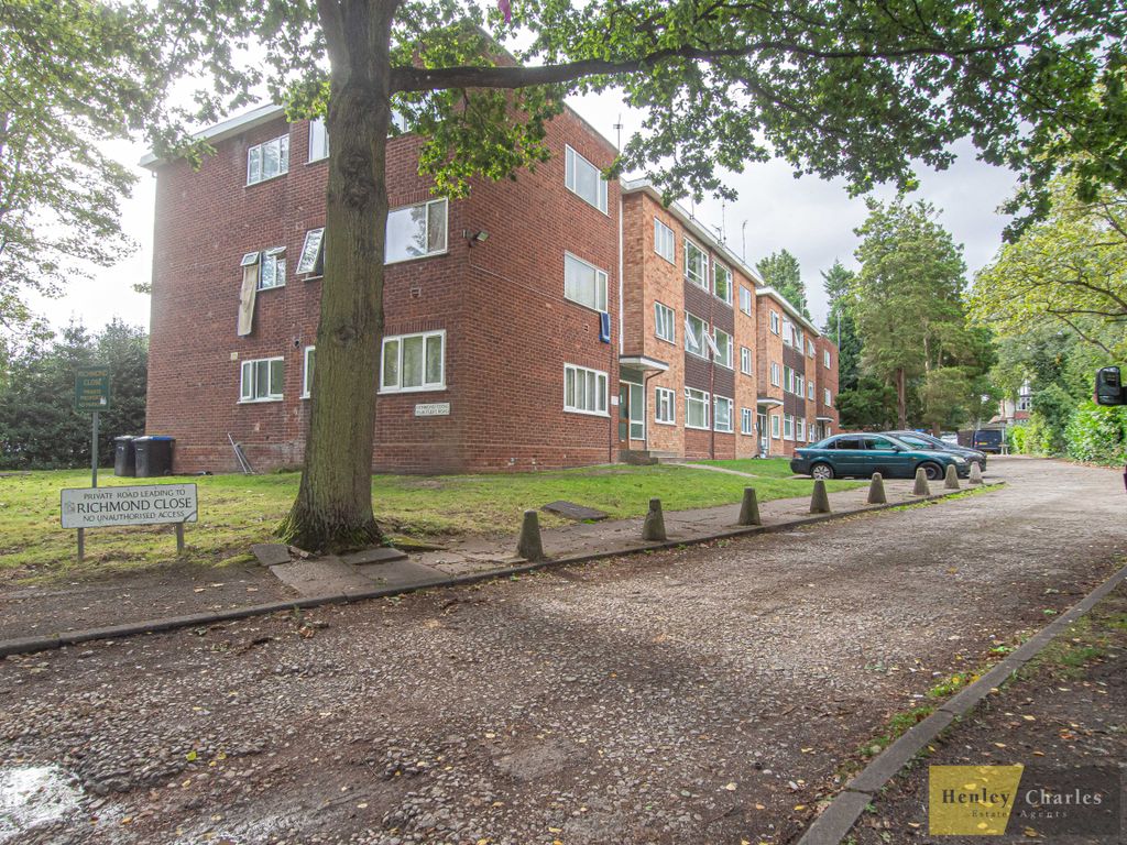1 bed flat for sale in Richmond Close, Butlers Road, Handsworth Wood