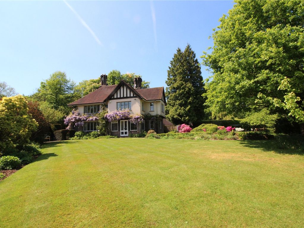 4 bed detached house for sale in Coombe Hill Road, East Grinstead, West