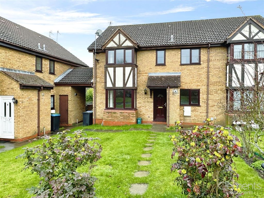 2 bed terraced house to rent in The Pastures, Hemel Hempstead HP1 Zoopla