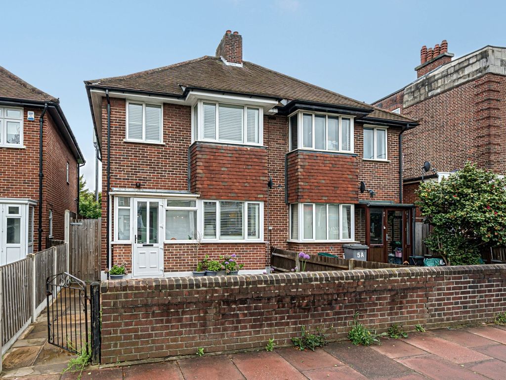 3 bed semidetached house for sale in Glebe Way, West Wickham BR4 Zoopla