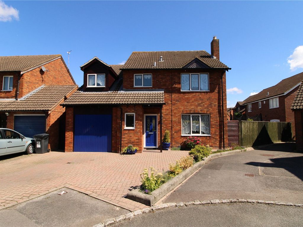4 bed detached house for sale in Quarrington Close, Thatcham, Berkshire
