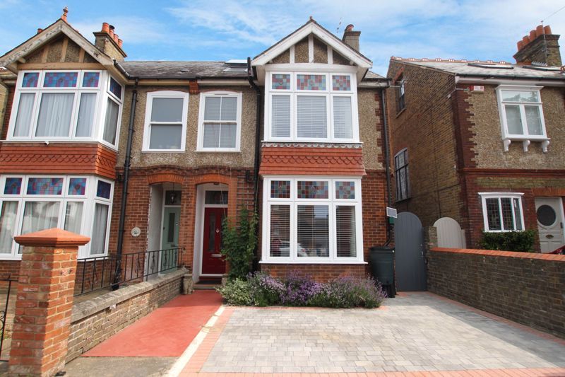 5 bed semidetached house for sale in Claremont Road, Deal CT14, £