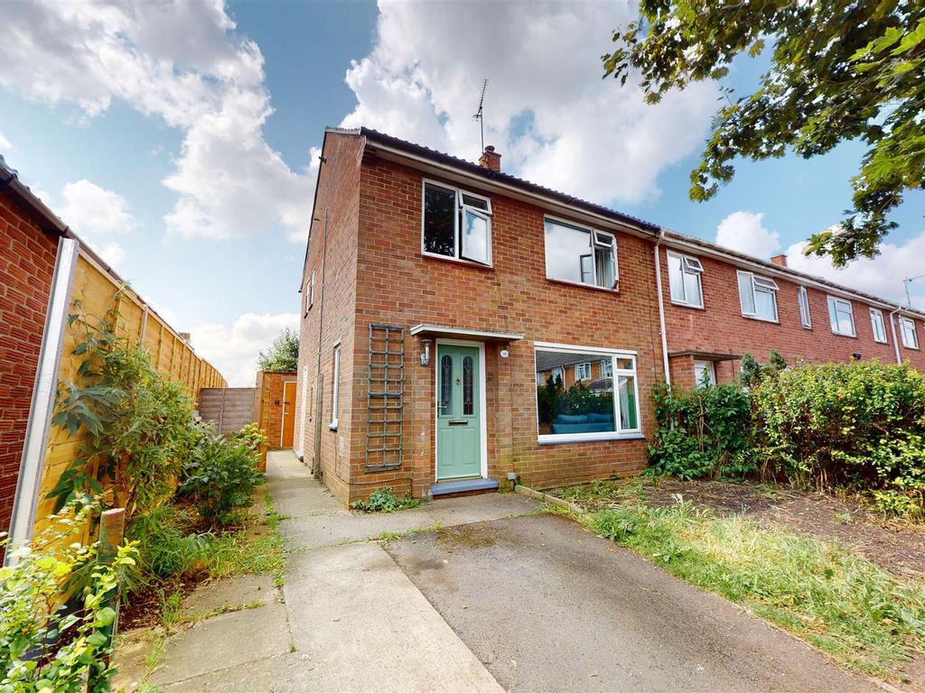 3 bed property to rent in Tyrrells Way, Sutton Courtenay, Abingdon OX14