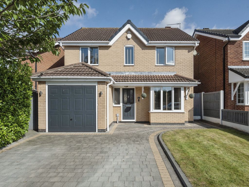 4 bed detached house for sale in Ashwood Close, Branton, Doncaster