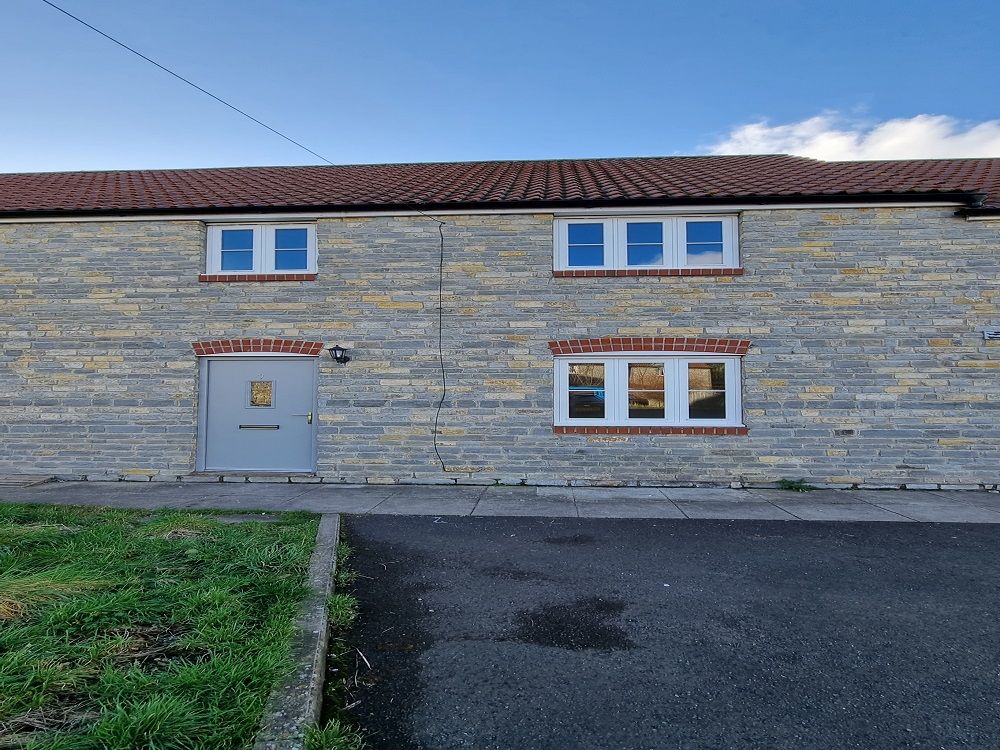 3 bed terraced house to rent in Adams Orchard, Butleigh, Glastonbury