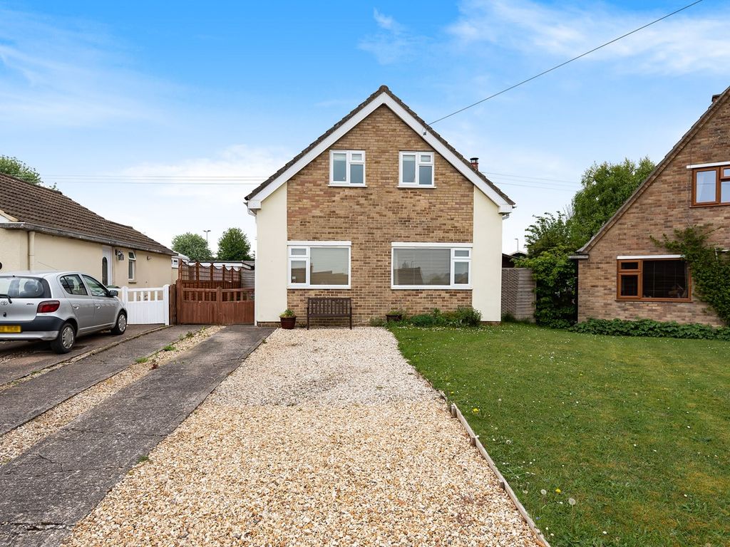 3 bed detached house for sale in Down View, Chalford Hill, Stroud GL6