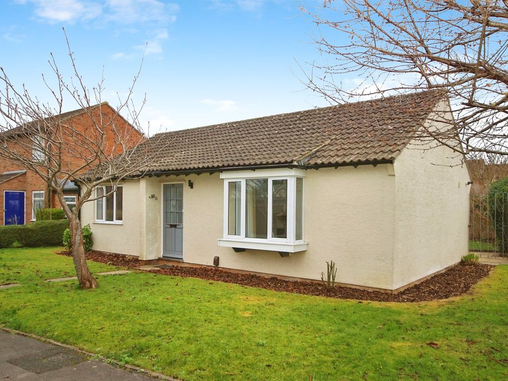 2 bed detached bungalow for sale in Buckingham Drive, Stoke Gifford