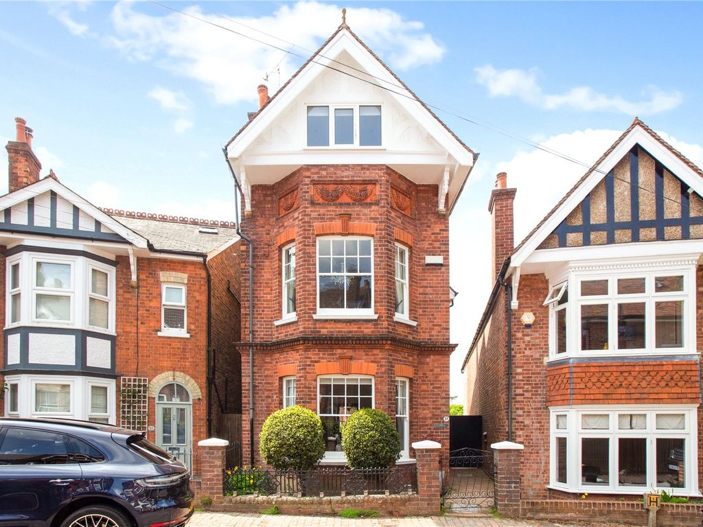 5 bed detached house for sale in Culverden Avenue, Tunbridge Wells