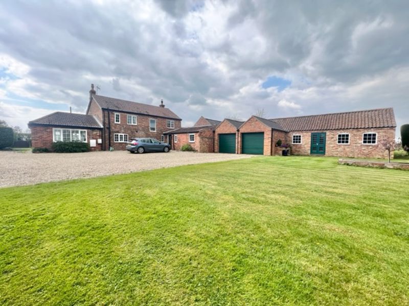 5 bed detached house for sale in Fen Houses, South Somercotes, Louth