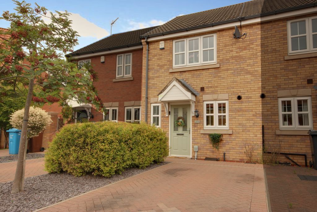 2 bed terraced house for sale in Pools Brook Park, Kingswood, Hull HU7