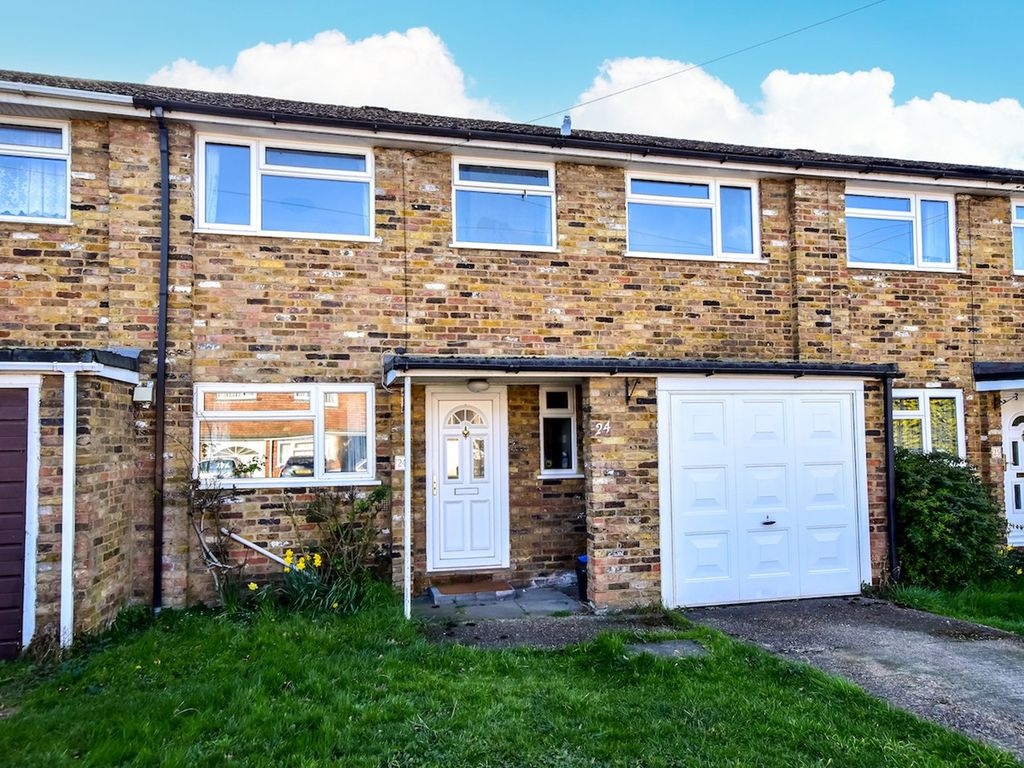 4 bed terraced house for sale in Barnes Way, Iver SL0 Zoopla