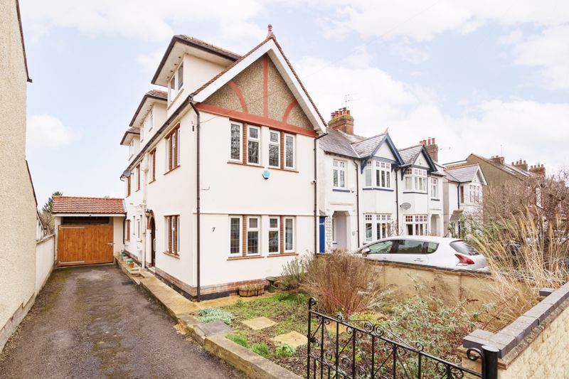 4 bed detached house for sale in Quarry Road, Headington, Oxford OX3