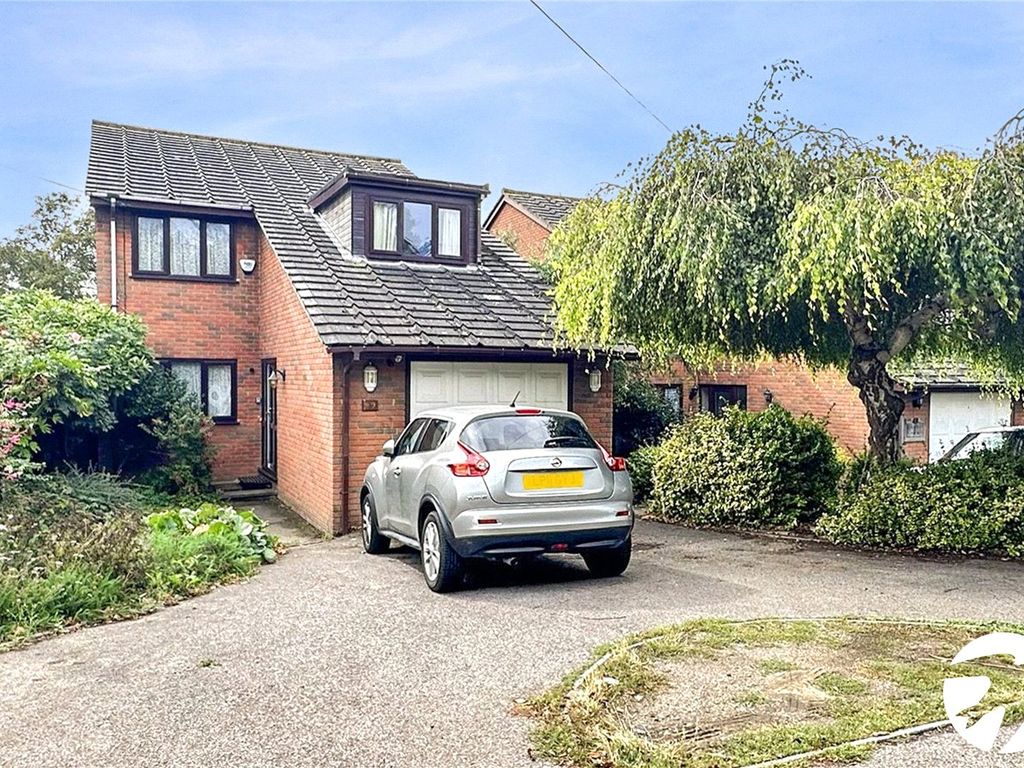 4 bed detached house for sale in Mounts Road, Greenhithe, Kent DA9, £