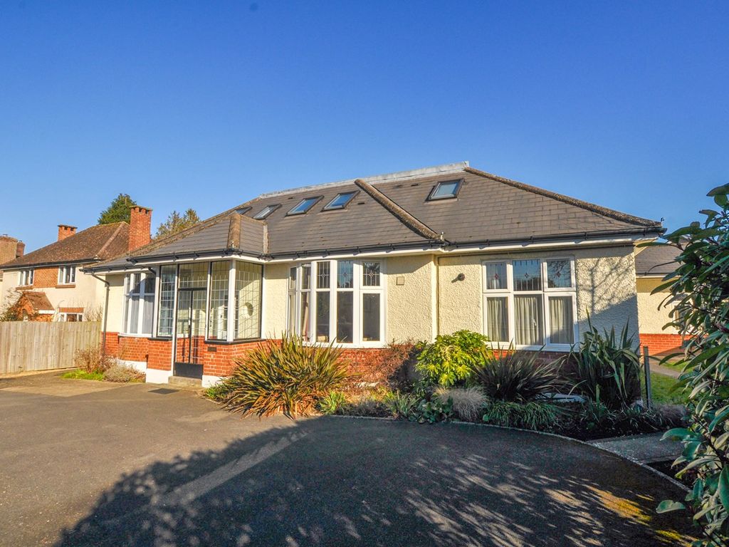 2 bed flat for sale in Gravel Hill, Wimborne BH21, £235,000 Zoopla