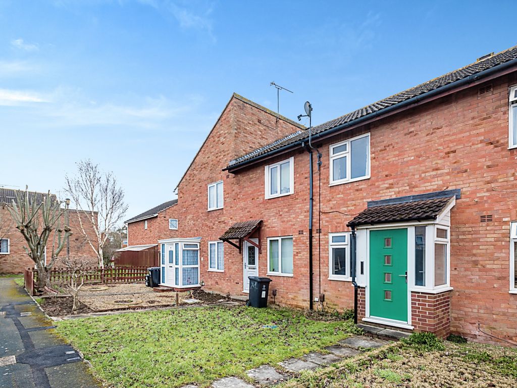 2 bed terraced house for sale in Pendennis Road, Freshbrook, Swindon