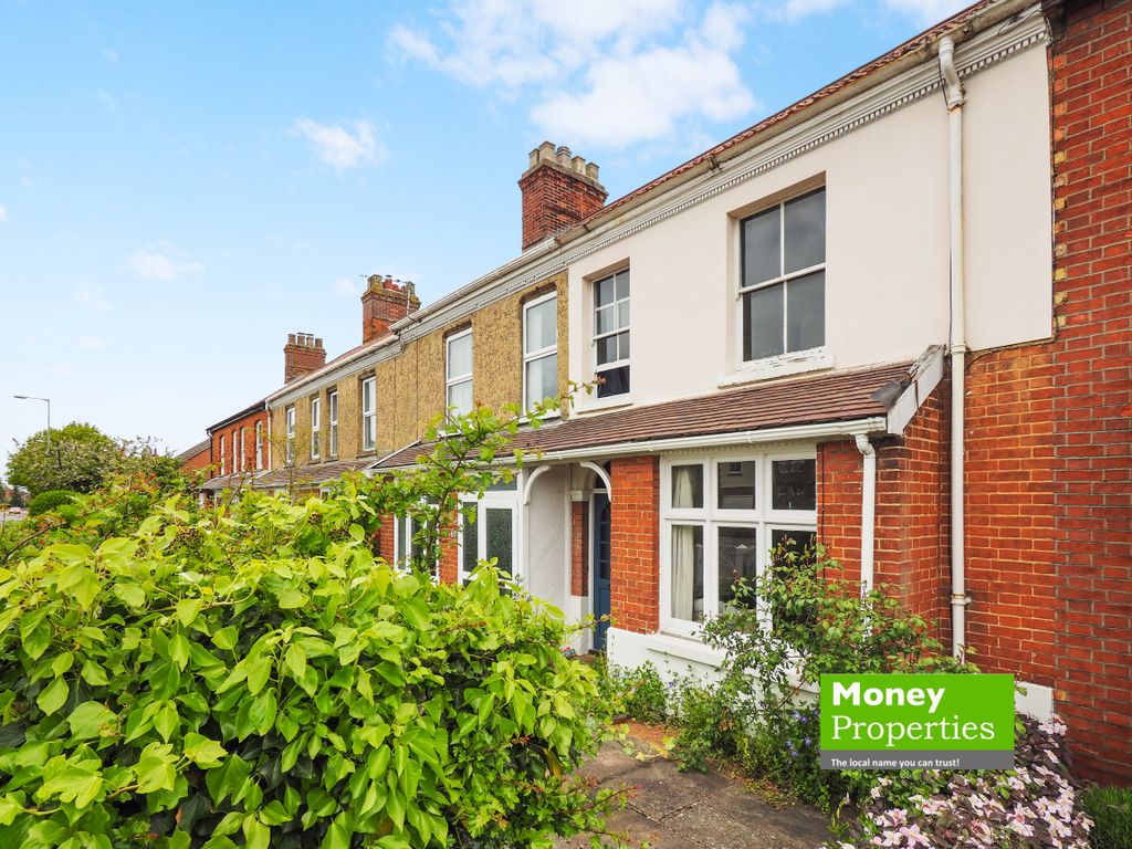 2 bed terraced house for sale in Norwich Road, Wymondham, Norfolk NR18