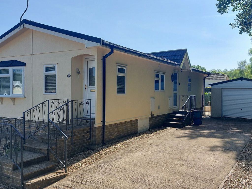 2 bed mobile/park home for sale in Sampford Courtenay, Okehampton