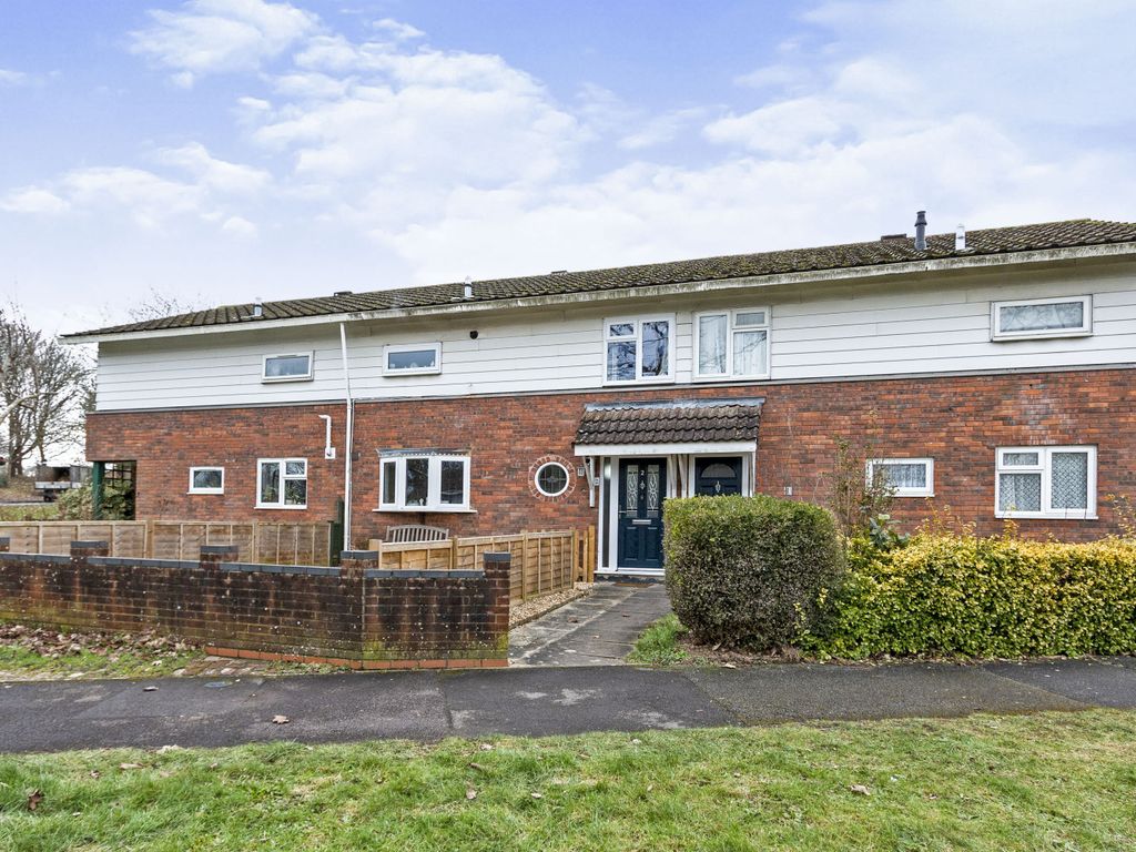 3 bed terraced house for sale in Novello Close, Basingstoke, Hampshire
