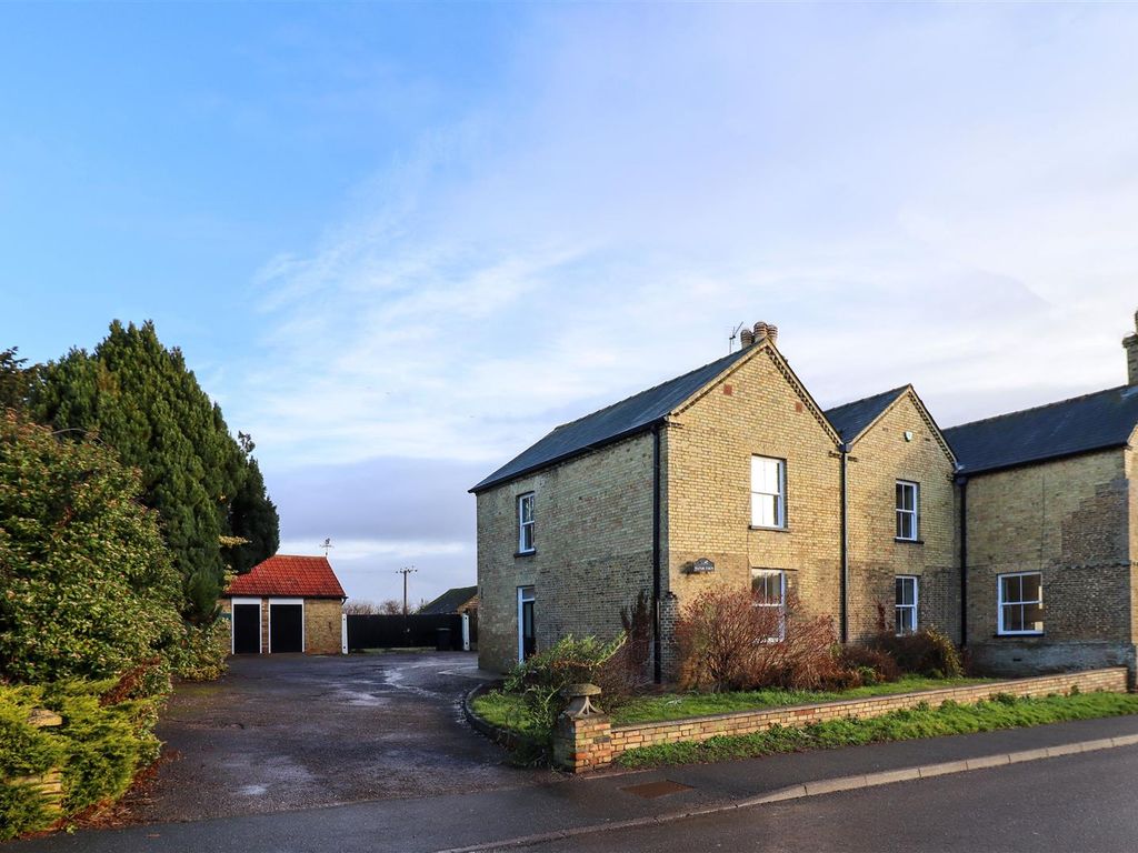 5 bed detached house to rent in Main Street, Witchford, Ely CB6, £2,500