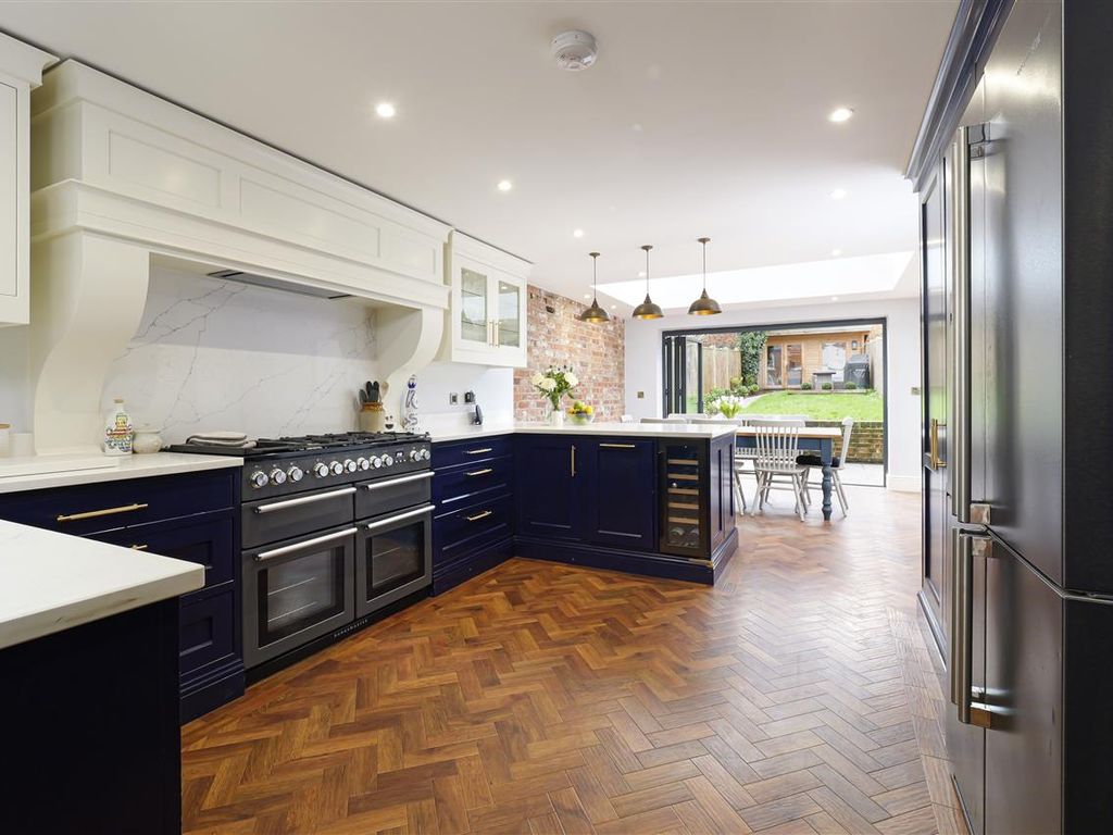 4 bed terraced house for sale in Roper Road, Canterbury CT2, £800,000