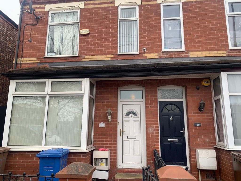 4 bed terraced house to rent in Seaford Road, Salford, Lancashire M6
