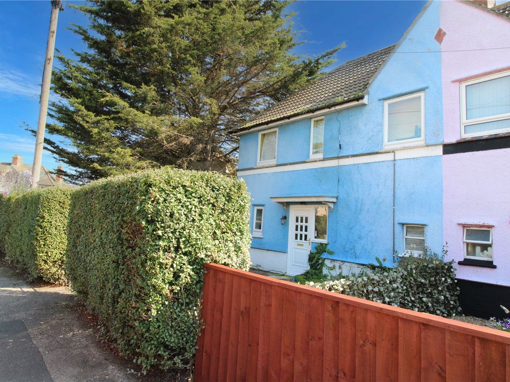 3 bed semidetached house for sale in Campbell Road, Ipswich, Suffolk