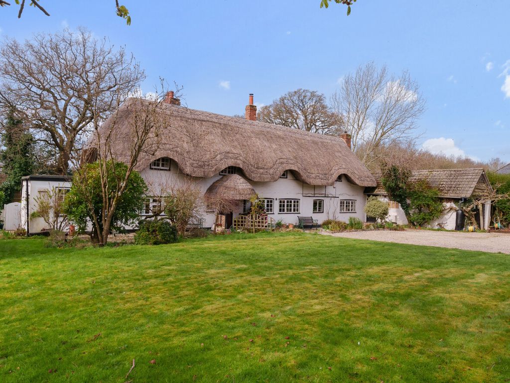 4 bed detached house for sale in Hollybush Lane, Burghfield Common, Reading, Berkshire RG7, £