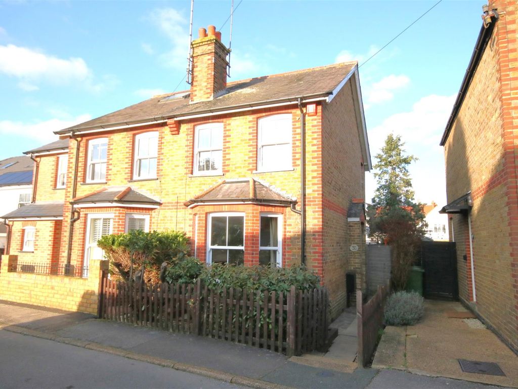 2 bed semidetached house for sale in Albert Road, Ashtead KT21, £