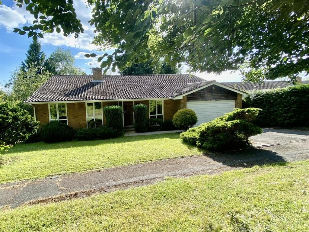 5 bed detached house for sale in St. Helens View, Old Town, Swindon SN1