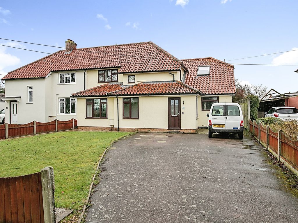 3 bed semidetached house for sale in Gravel Pit Lane, Brantham