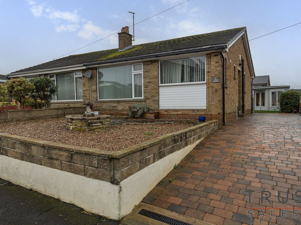 2 bed bungalow for sale in Danebury Road, Brighouse HD6, £230,000 Zoopla
