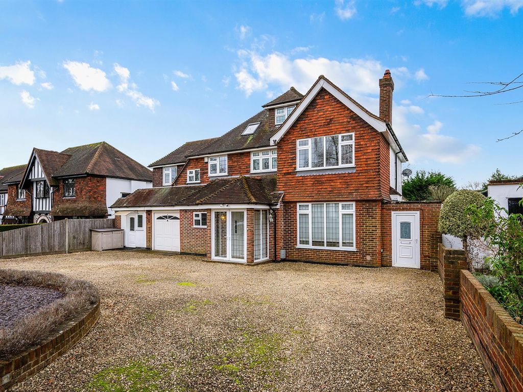 6 bed detached house for sale in Southway, Carshalton SM5, £1,250,000