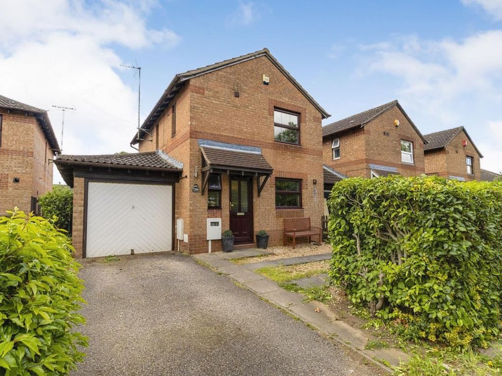 3 bed detached house for sale in Oldbrook Boulevard, Milton Keynes MK6