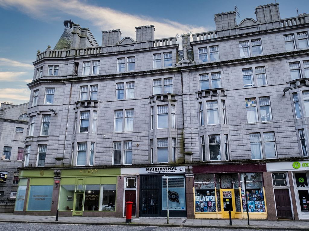2 bed flat for sale in Rosemount Viaduct, Aberdeen AB25, £85,000 Zoopla
